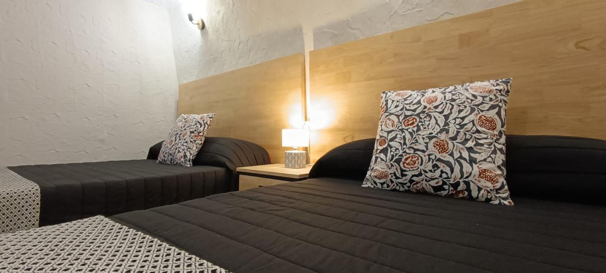 Casa Cueva Candelaria - * Alcala del Jucar